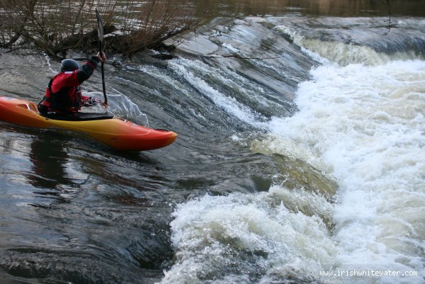 Big weir high water river right line
