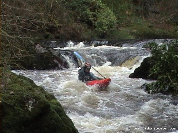 middle of the gorge two small drops and bend lead into salmon leap