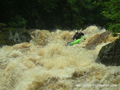 Dave Carroll on the Main Falls in medium high water