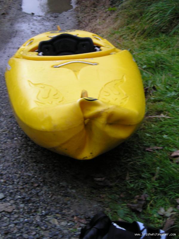 Dropping over right side straight isnt too good for ur  boat